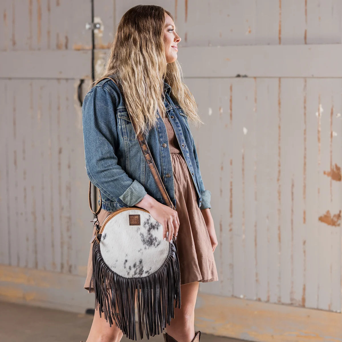 Guadalupe Cowhide Sage Circle Crossbody