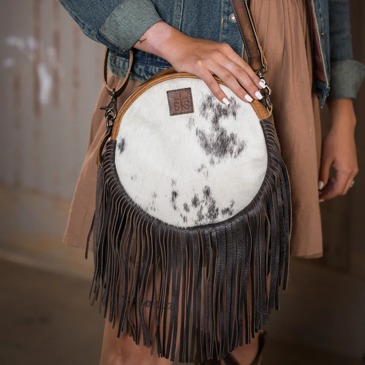 Guadalupe Cowhide Sage Circle Crossbody