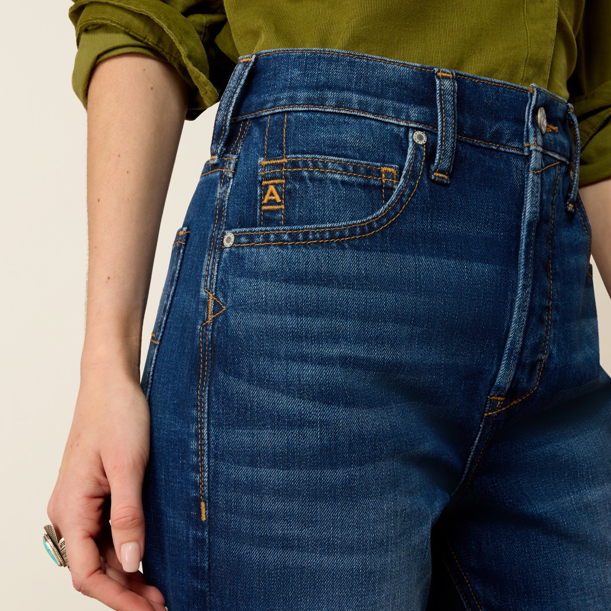 Women’s Perfect Rise Relaxed Petra Flipside Straight Leg Jeans (10079018)