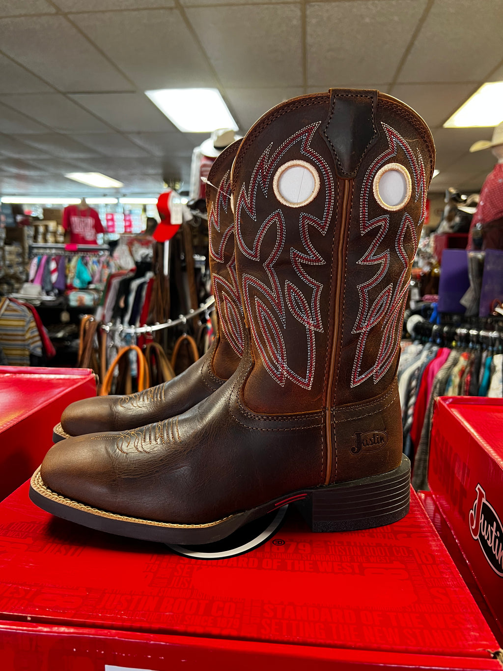 Justin Bowline Pecan Brown Water Buffalo (SE7523)