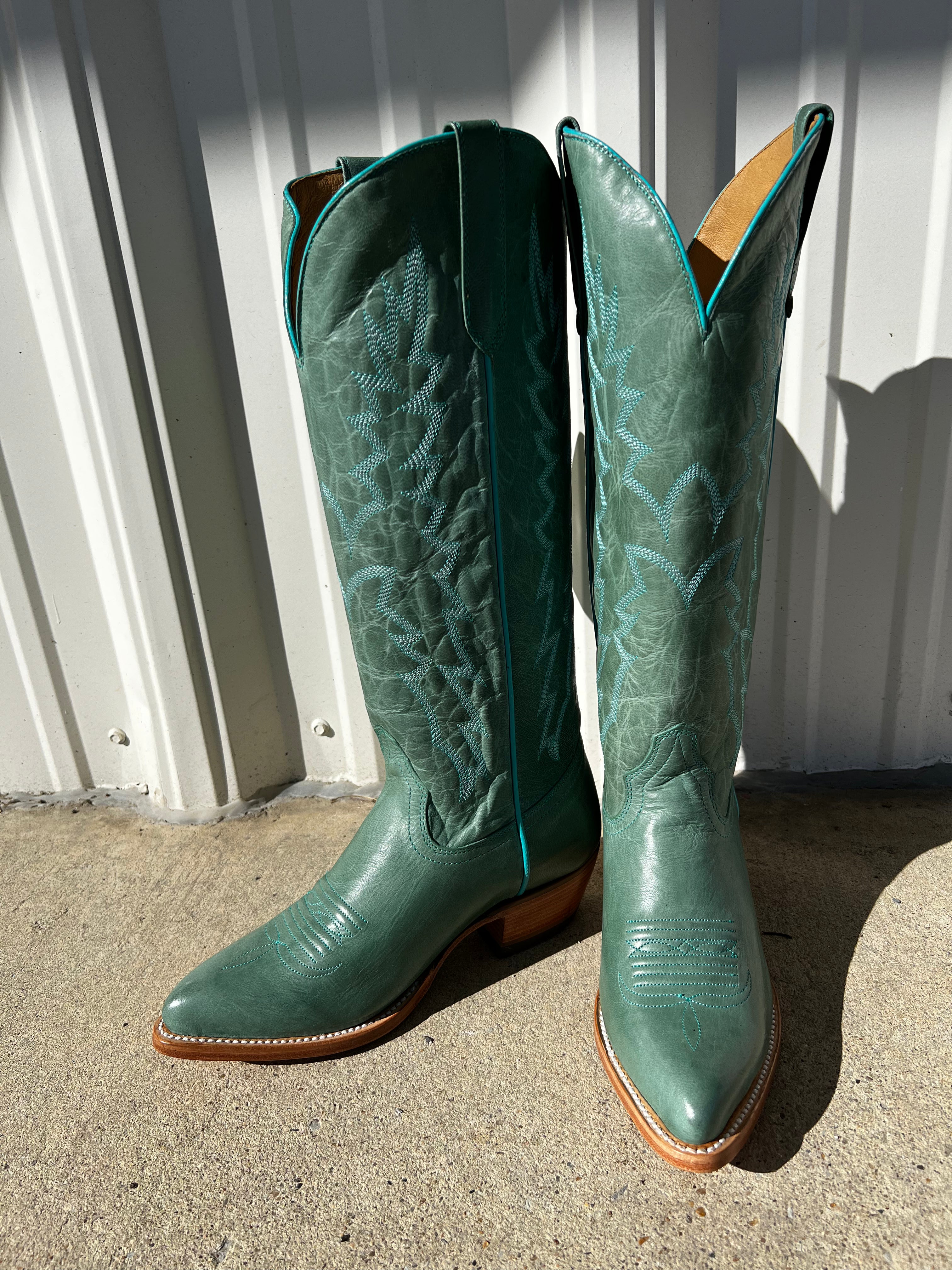 Black Star Sierra Boots