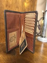Load image into Gallery viewer, STS Frontier Men’s Bifold Wallet (5375)
