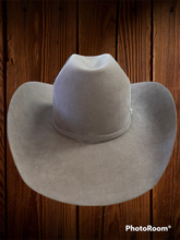 Load image into Gallery viewer, American Pecan 7X Felt Hat
