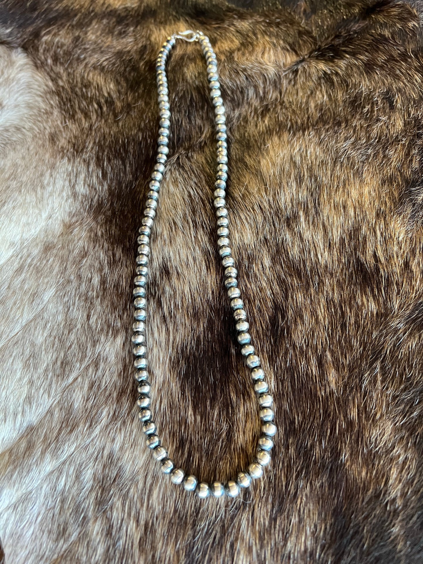 Navajo Pearls 22”