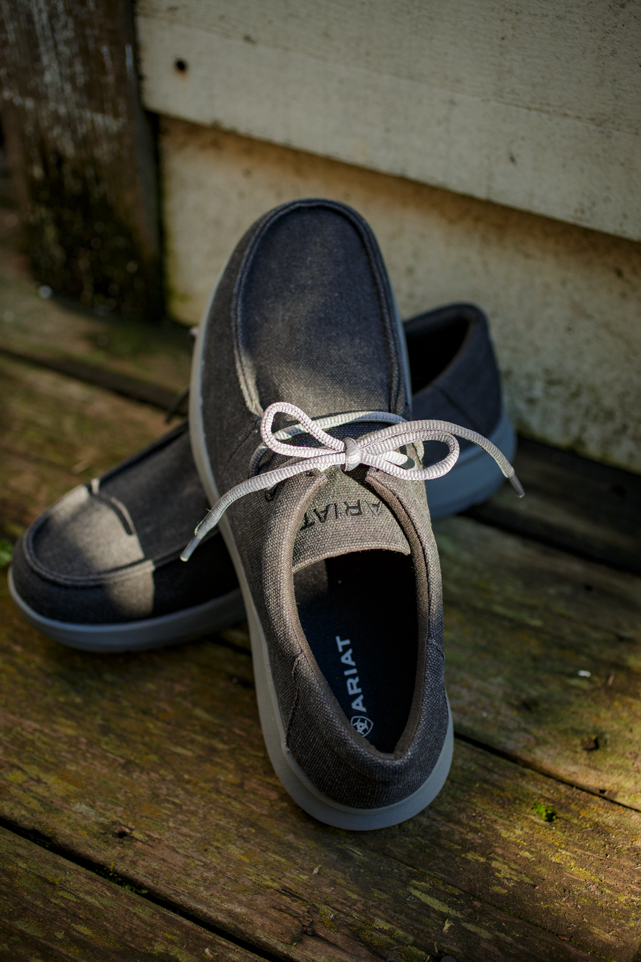 Ariat Men’s Hilo Charcoal Shoe (5811)