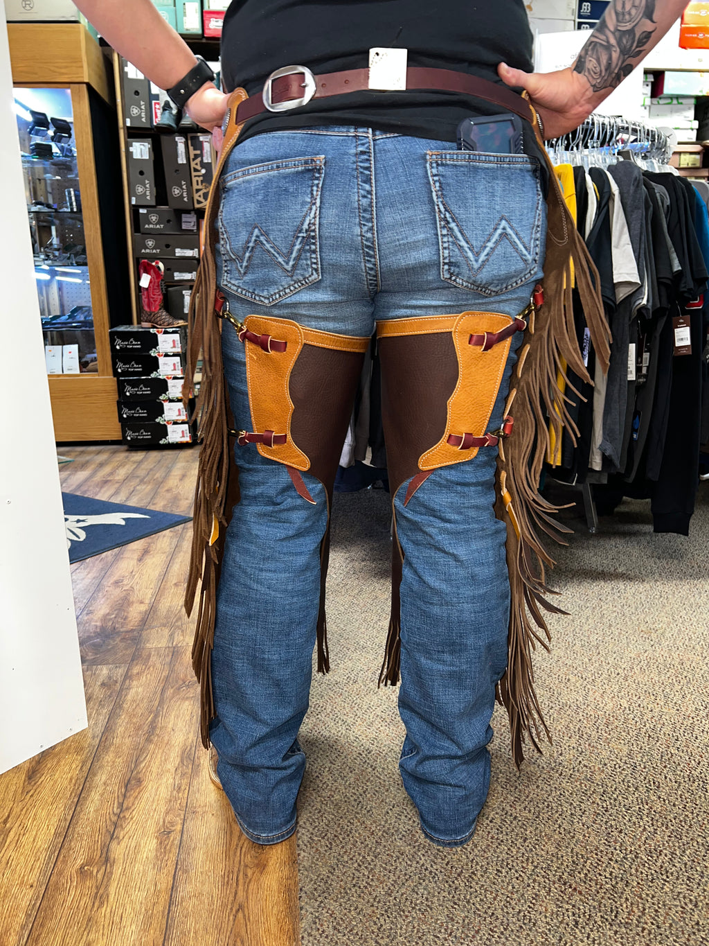 Rockin’ Y Saddlery Adult Medium Chinks