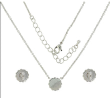 Load image into Gallery viewer, Montana Silversmiths Luminescent Button Jewelry Set
