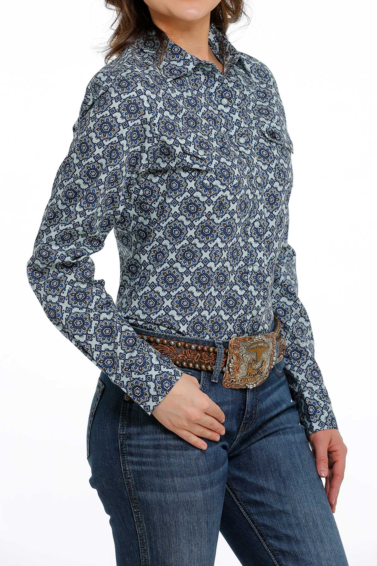 Women’s Cinch Blue Pearl Snap Shirt