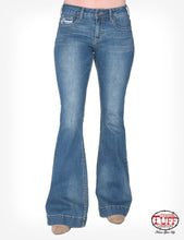 Load image into Gallery viewer, Cowgirl Tuff Don’t Fence me in Trouser
