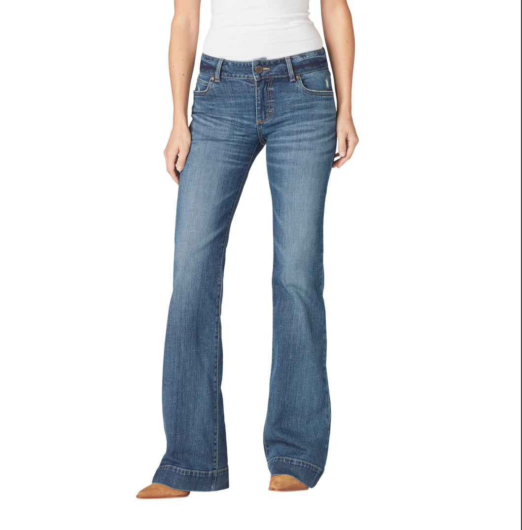 Wrangler® Retro® Mae Trouser Jean - Mid Rise - Devon