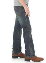 Load image into Gallery viewer, Wrangler Retro® Slim Straight Jean Boys (88JWZBZ)
