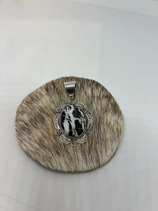 The Jaden Pendant