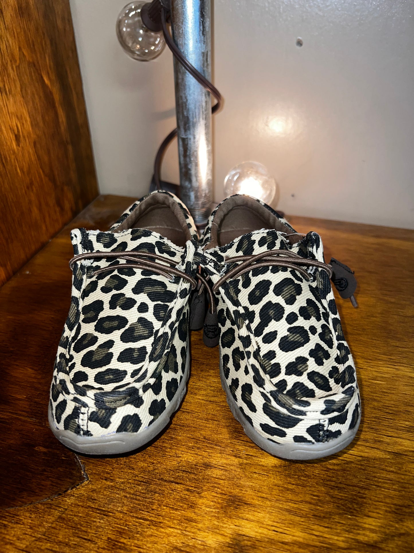 Roper Girls Chillin Leopard Shoes