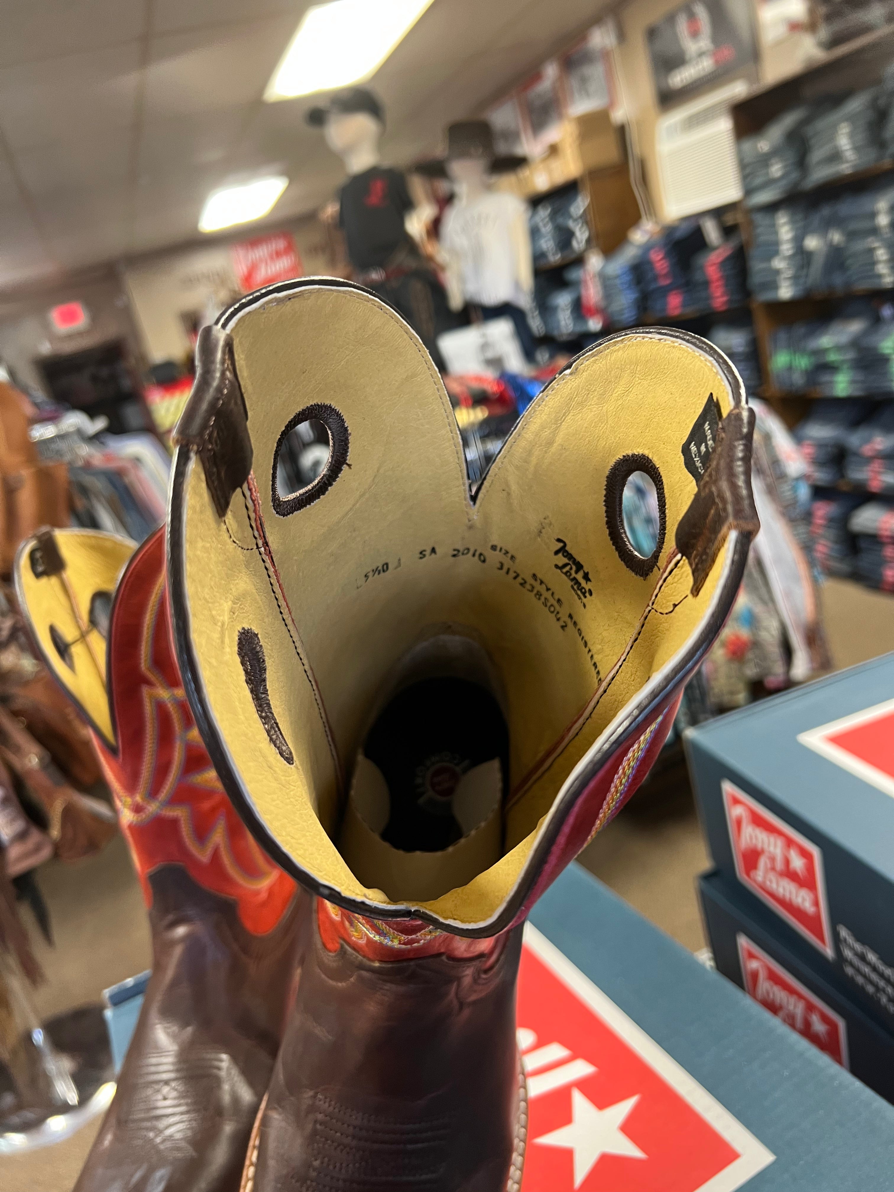 Tony Lama Ronan Chocolate Cowhide (SA2010)