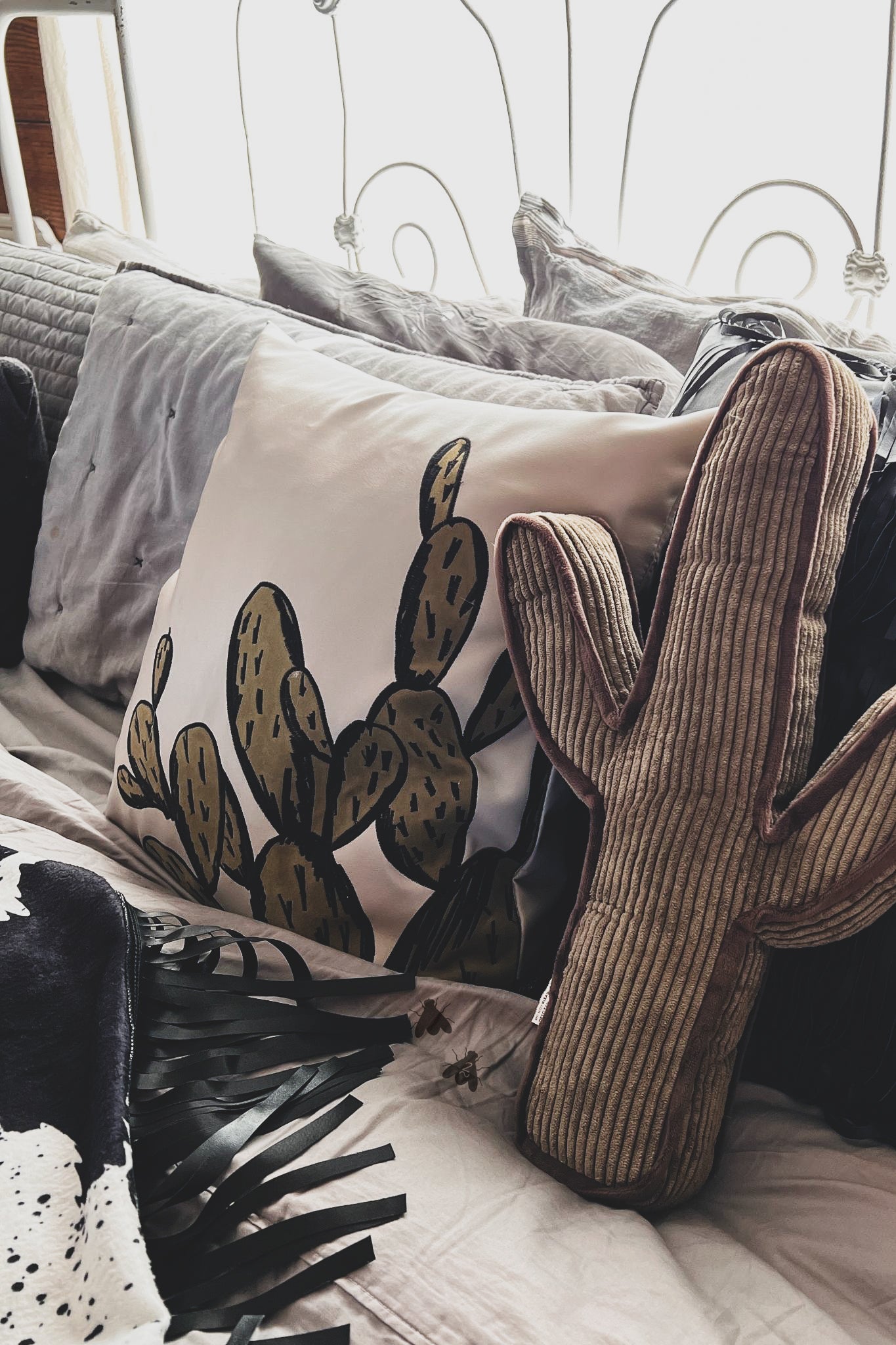 Cacti Casa Pillow Cover