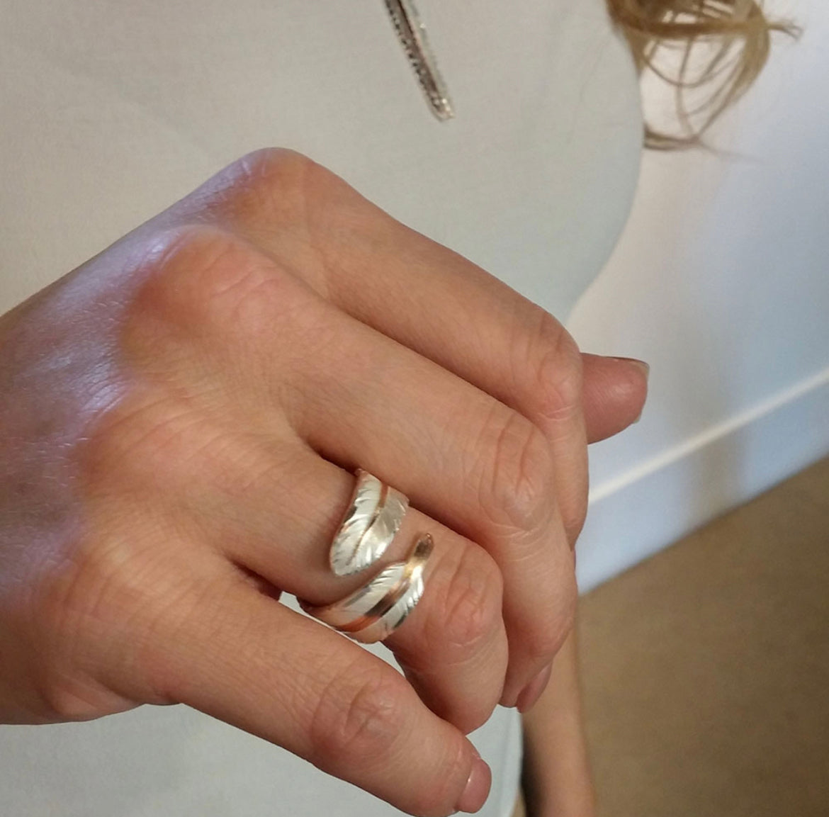 Rose Gold Filament Feather Ring