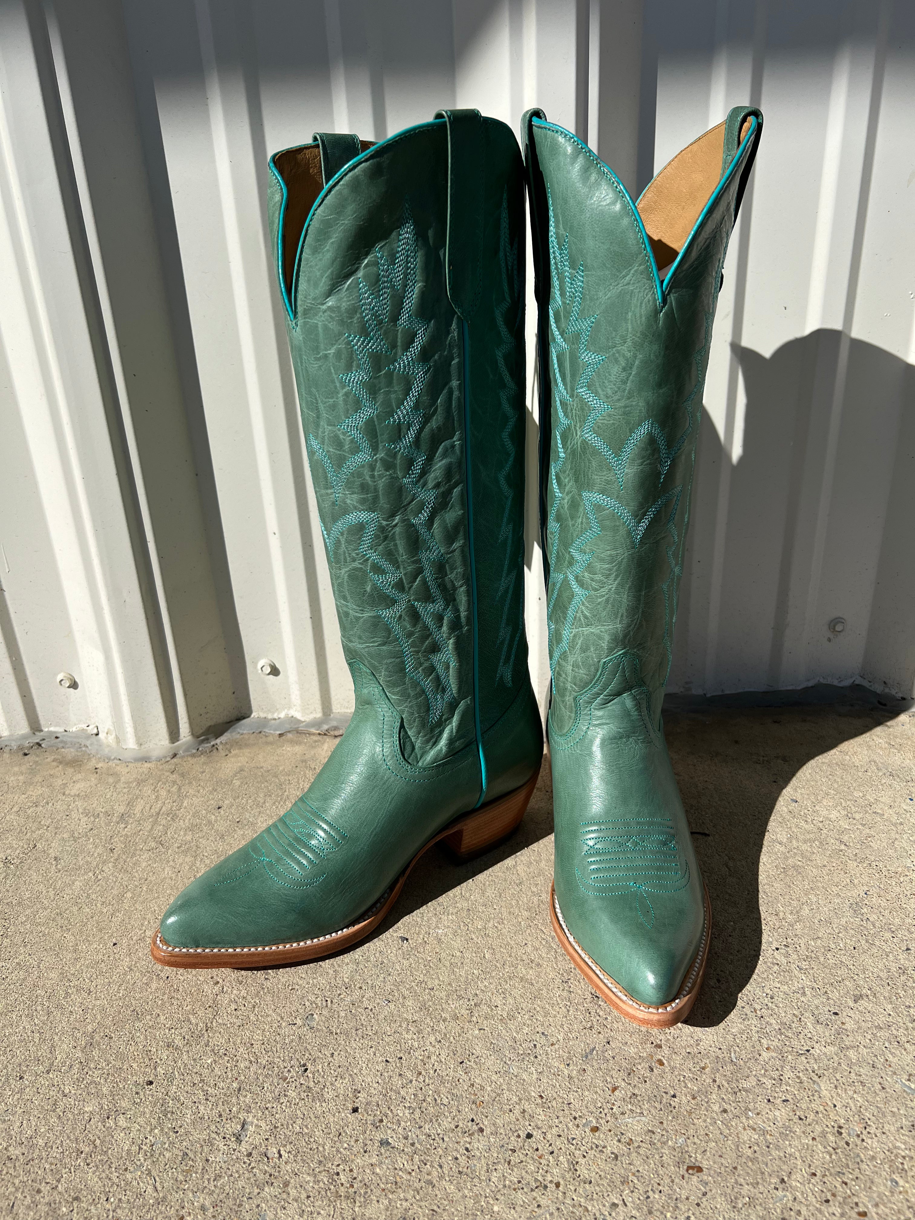 Black Star Sierra Boots