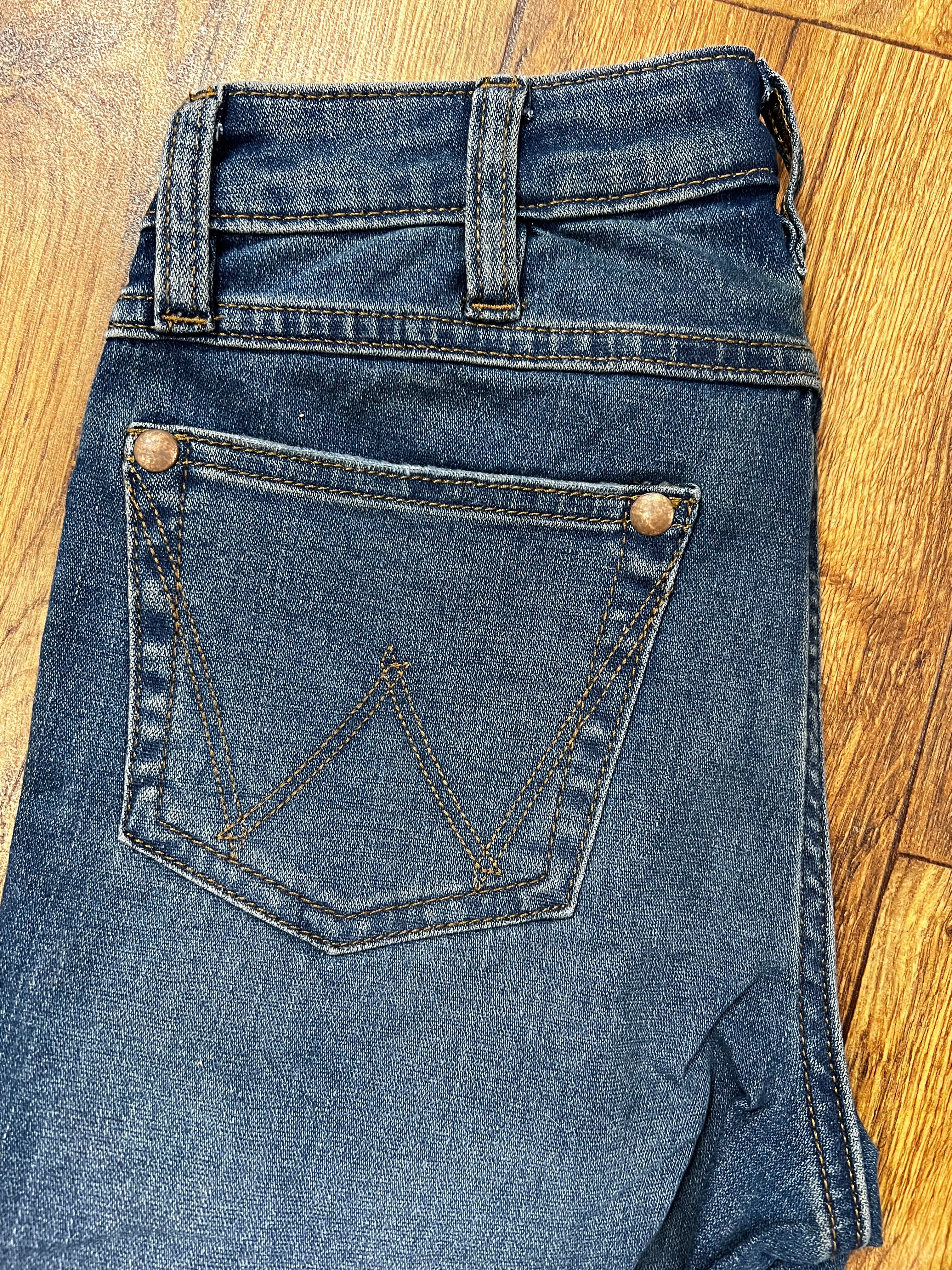 Wrangler® Retro® Premium Trouser Jean - High Rise - Shelby